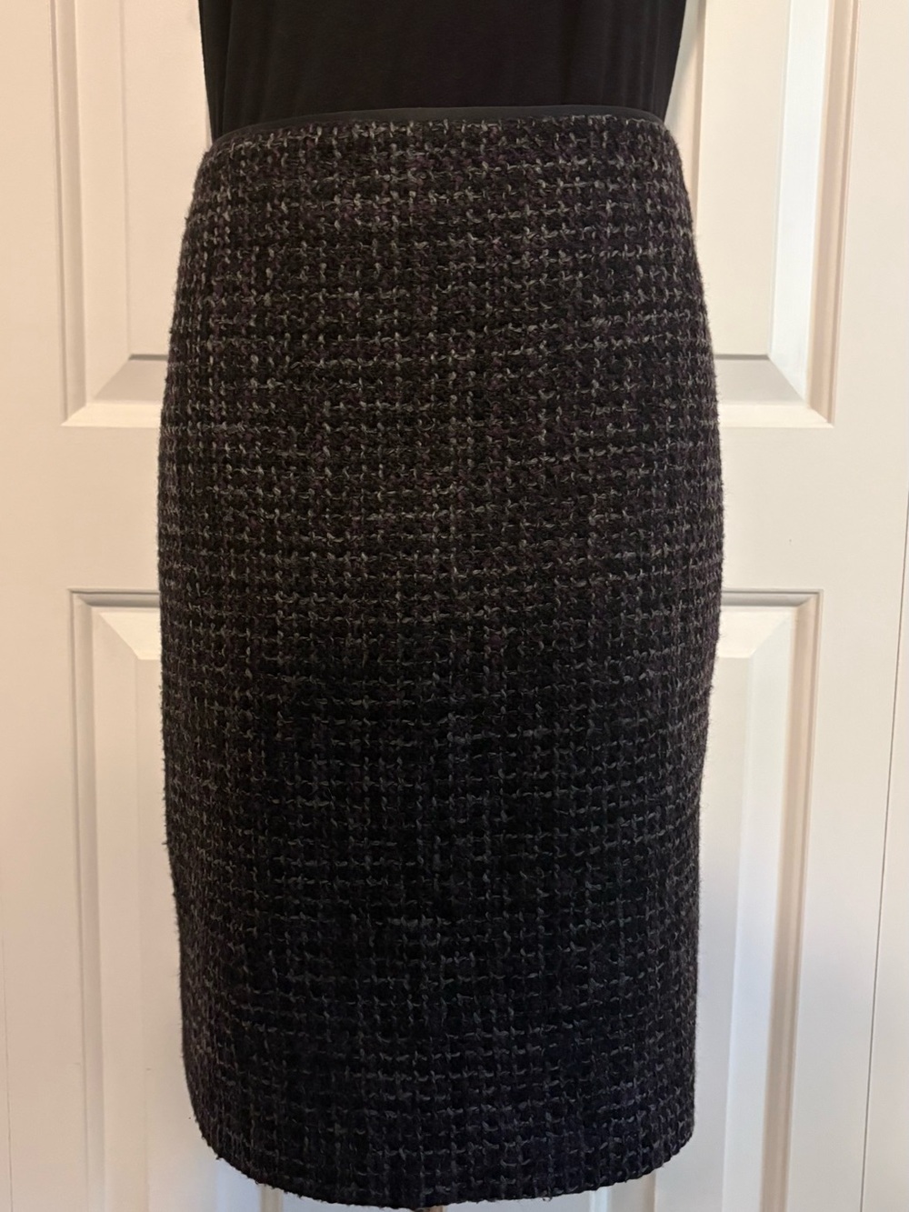 DALIA COLLECTION, Classic Black, Purple and Gray Tweed Pencil Skirt